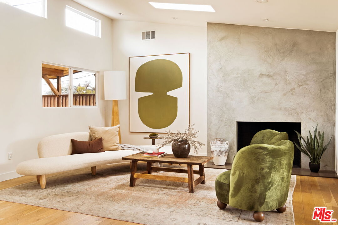 MLS #25590849 image #2