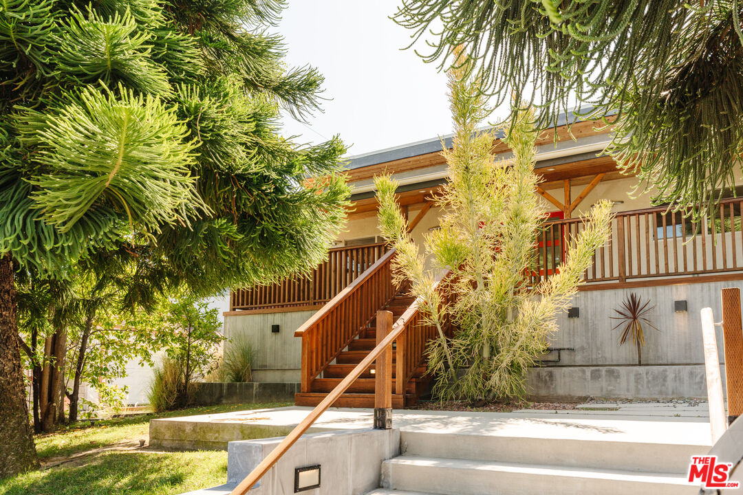 MLS #25590849 image #0