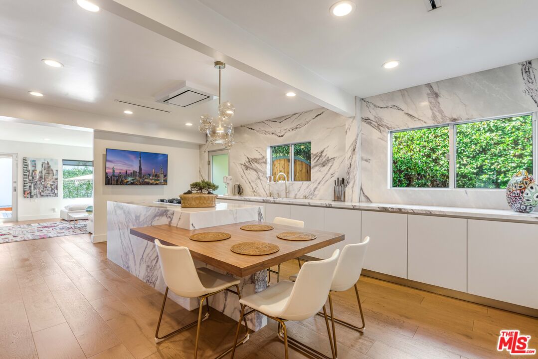 MLS #25590997 image #9