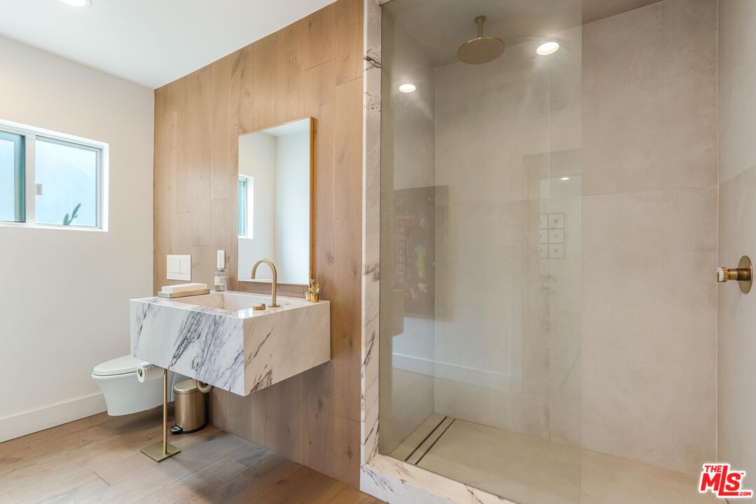 MLS #25590997 image #13