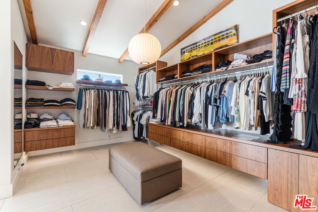 MLS #25590997 image #17