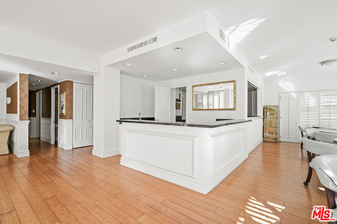 MLS #25590999 image #16