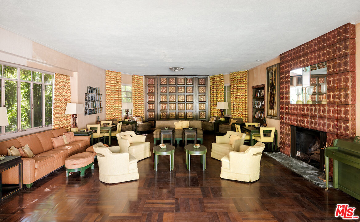 MLS #25591007 image #23