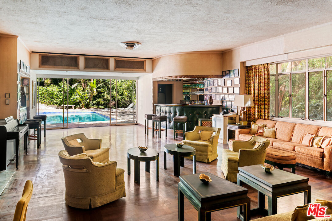 MLS #25591007 image #24