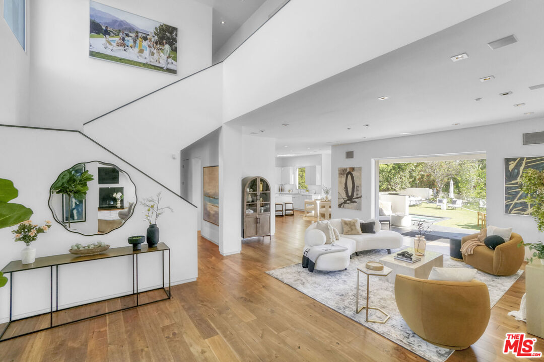 MLS #25591037 image #10