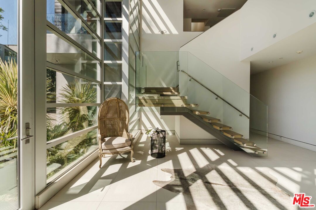 MLS #25591219 image #20