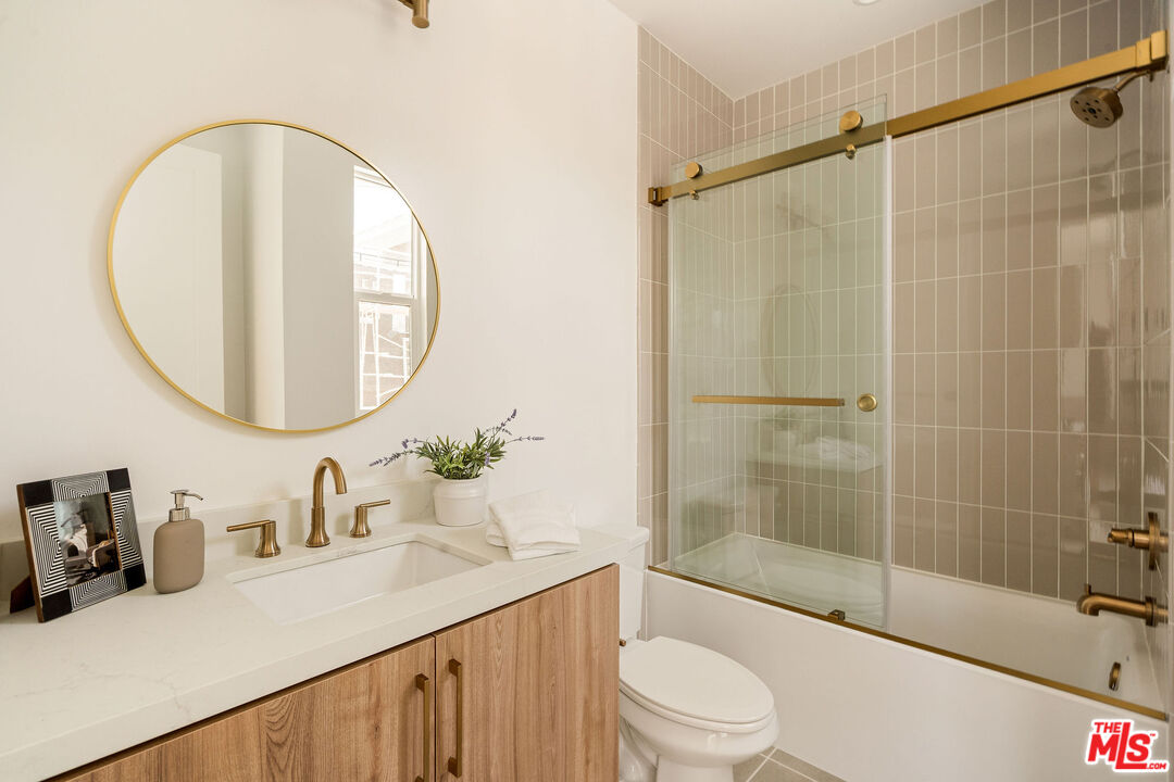 MLS #25591255 image #12