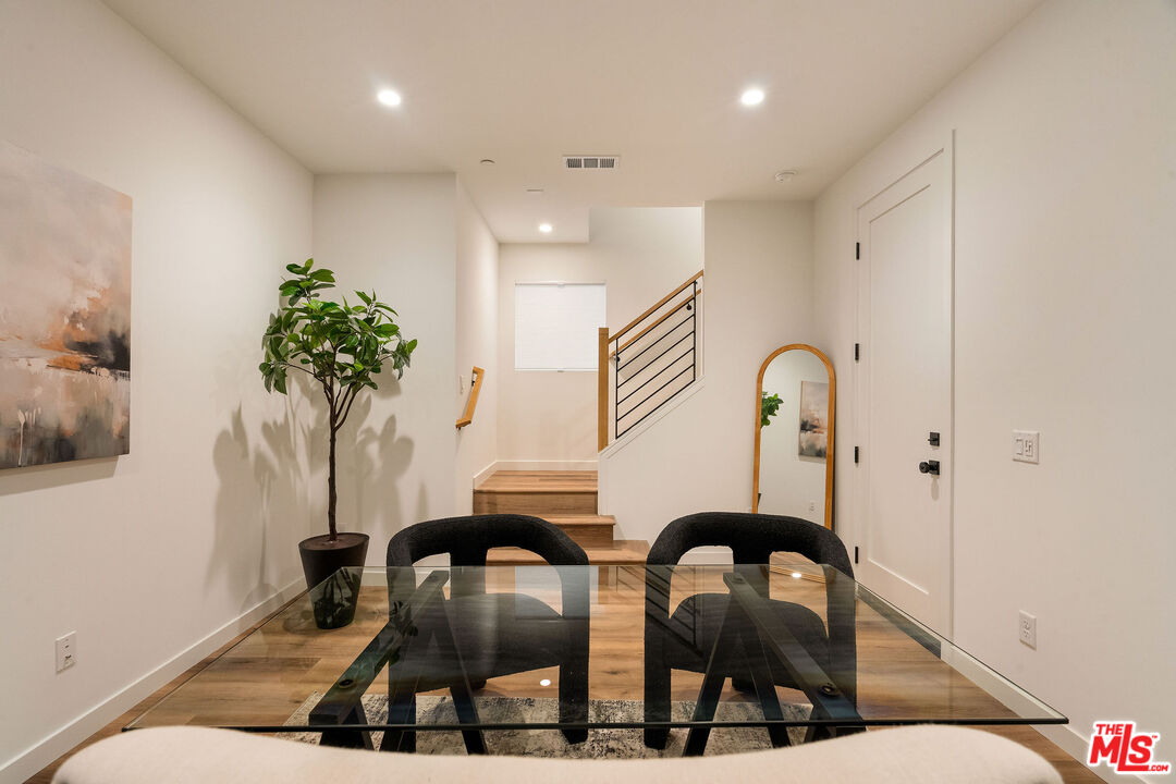 MLS #25591255 image #17