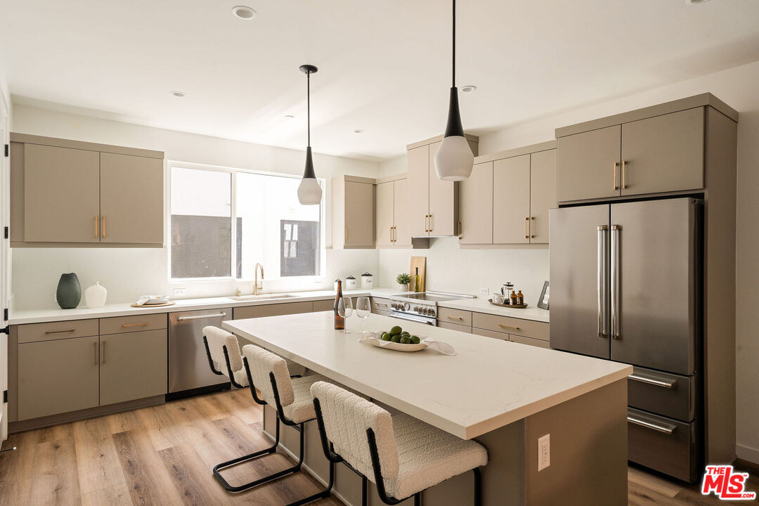 MLS #25591255 image #4