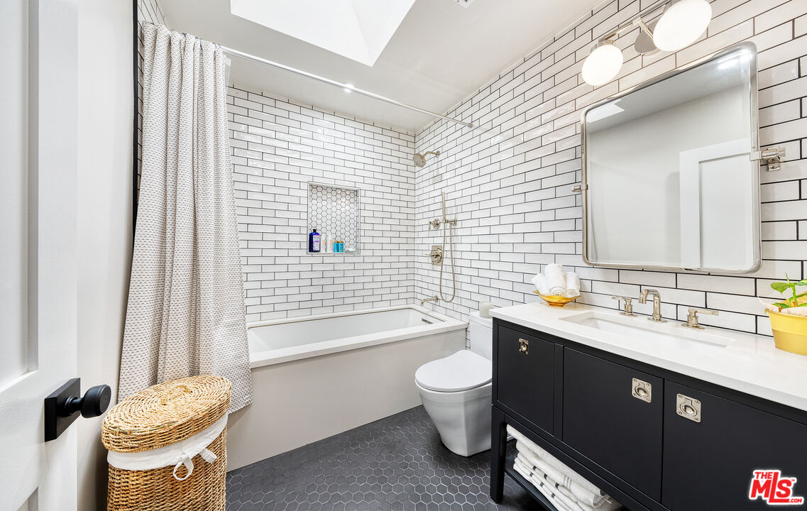 MLS #25591265 image #9