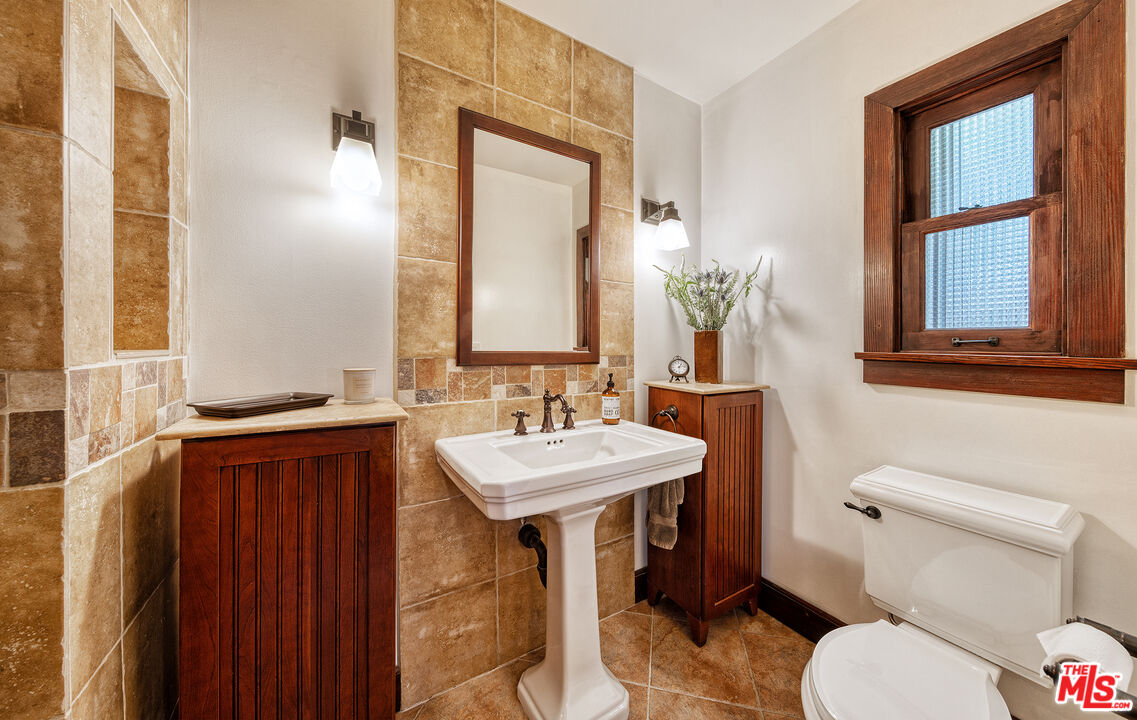 MLS #25591265 image #24