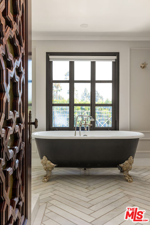 MLS #25591407 image #13