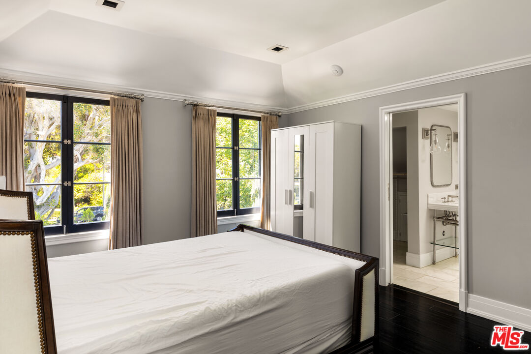 MLS #25591407 image #14