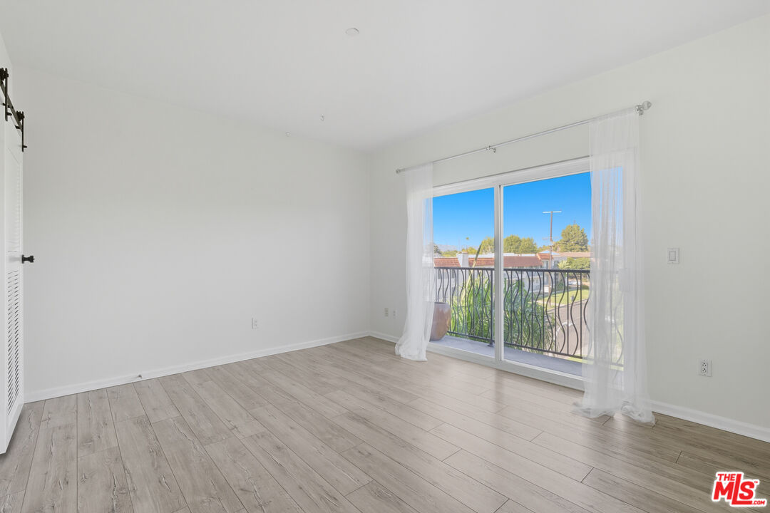 MLS #25591423 image #12