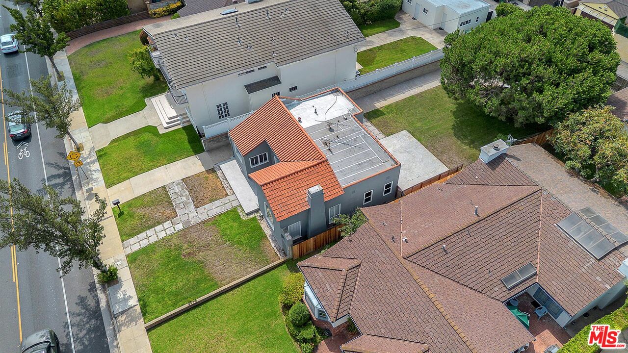 MLS #25591469 image #19