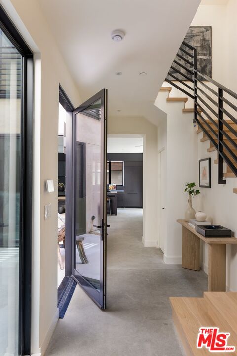 MLS #25591495 image #1