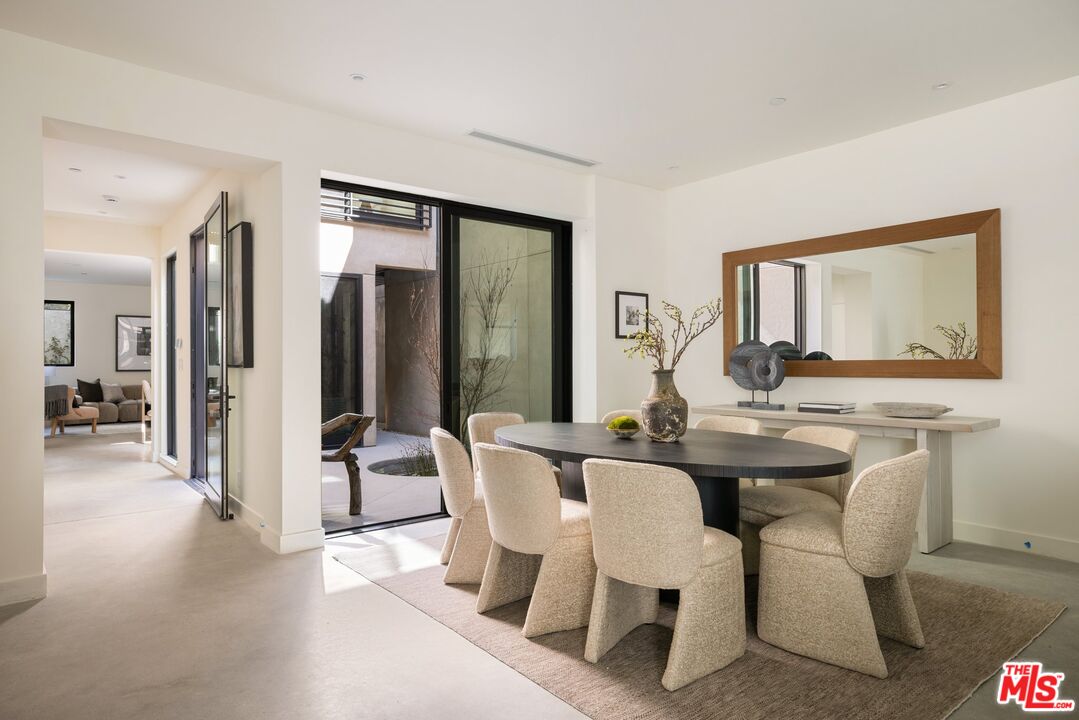 MLS #25591495 image #2