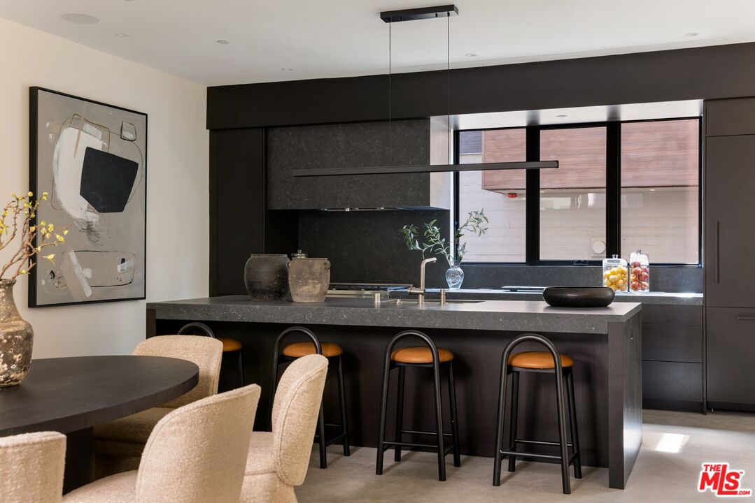 MLS #25591495 image #3