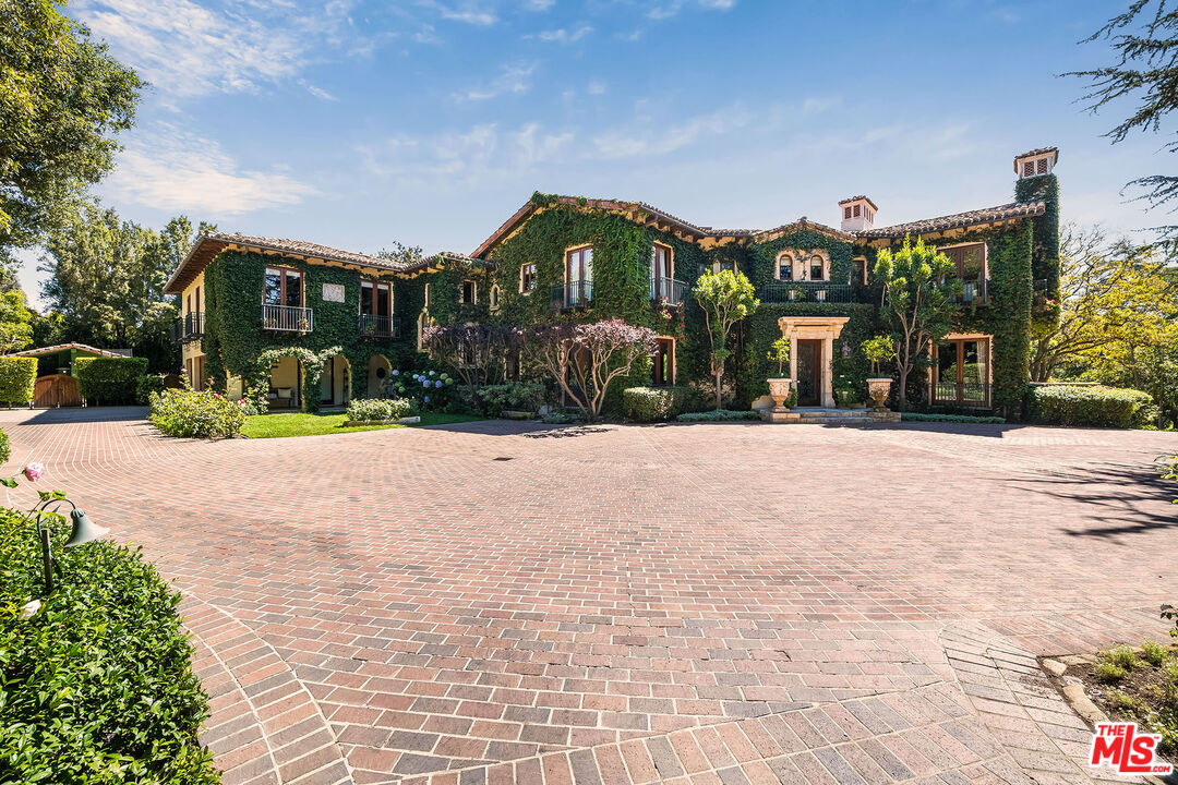 MLS #25591529 image #2