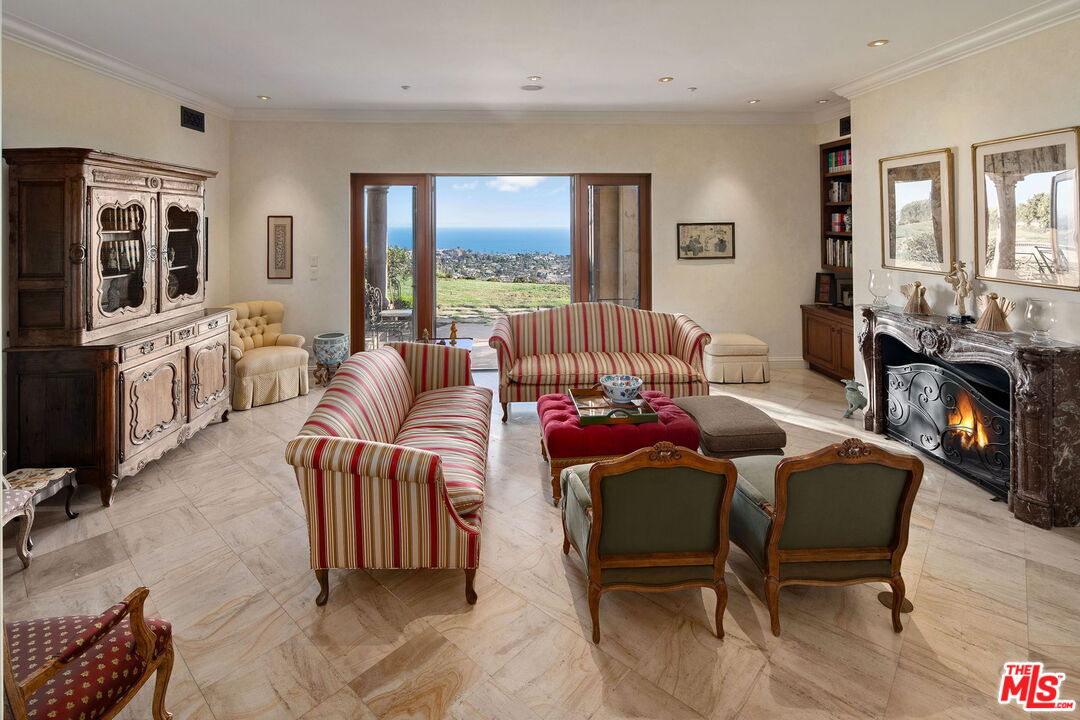 MLS #25591543 image #27