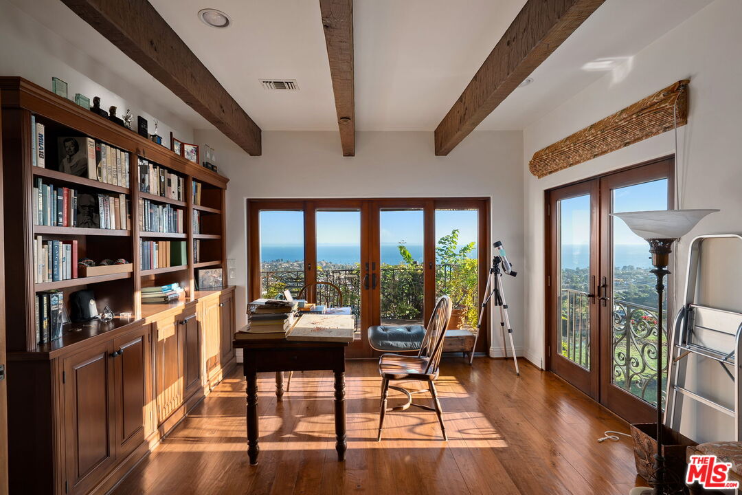 MLS #25591543 image #37