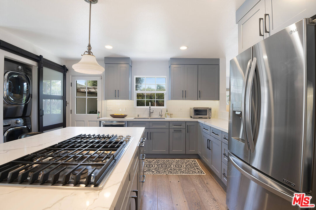 MLS #25591569 image #16