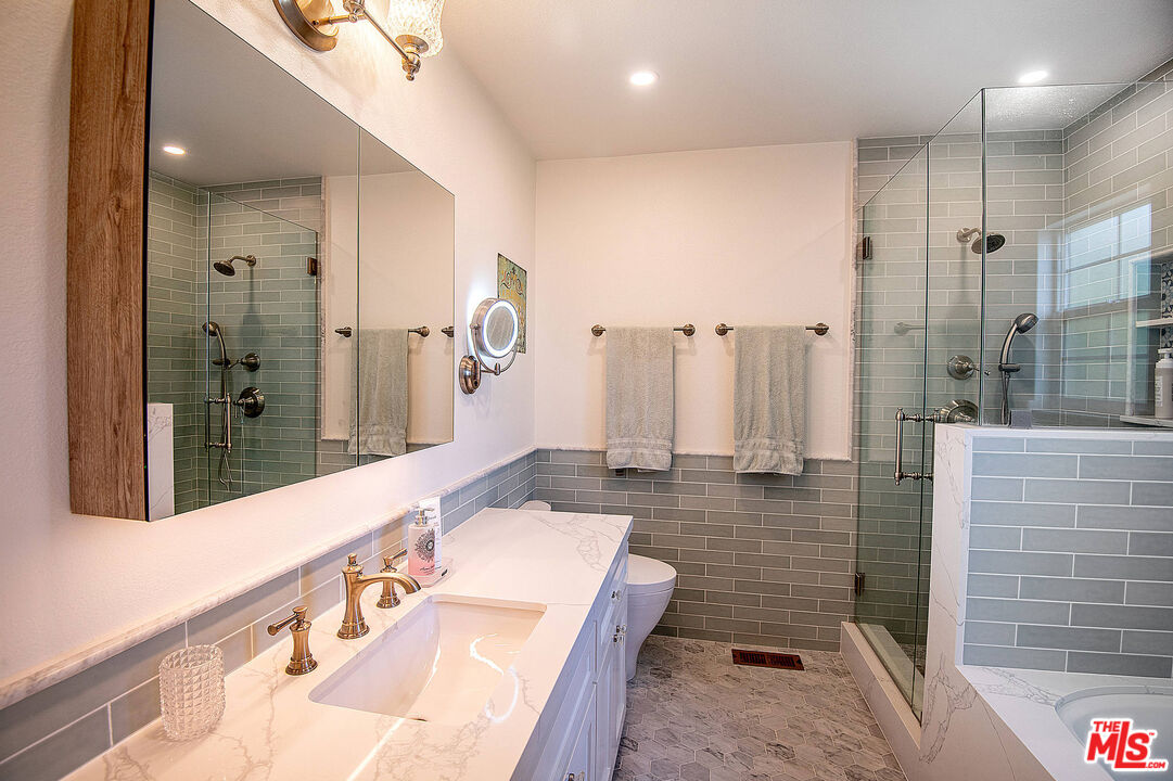 MLS #25591569 image #23