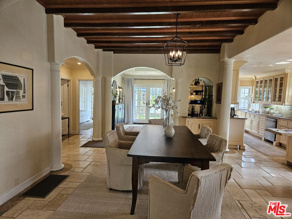 MLS #25591593 image #0