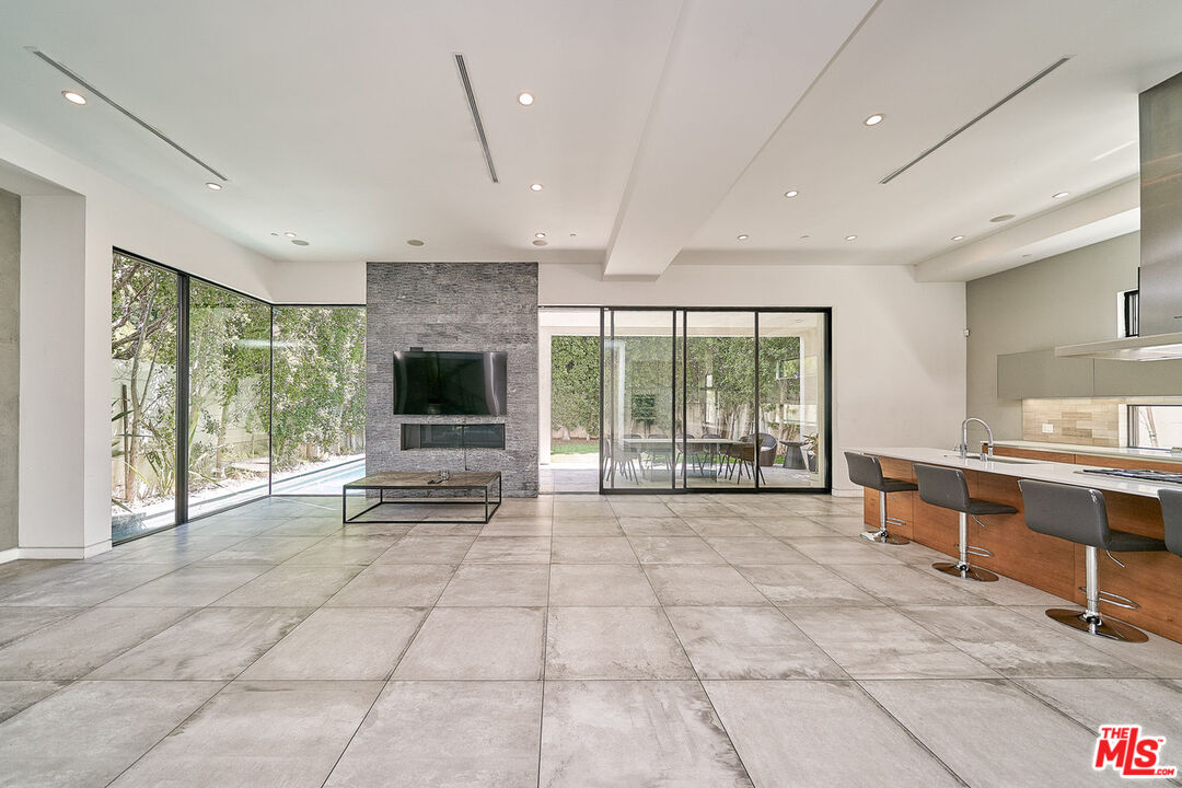 MLS #25591719 image #5