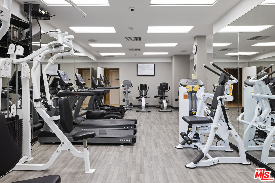 MLS #25591761 image #33