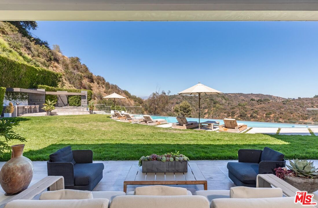 MLS #25591997 image #13