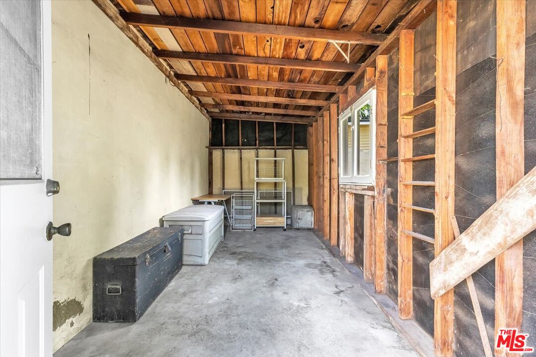 MLS #25592103 image #33