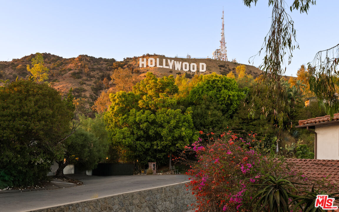 MLS #25592133 image #16