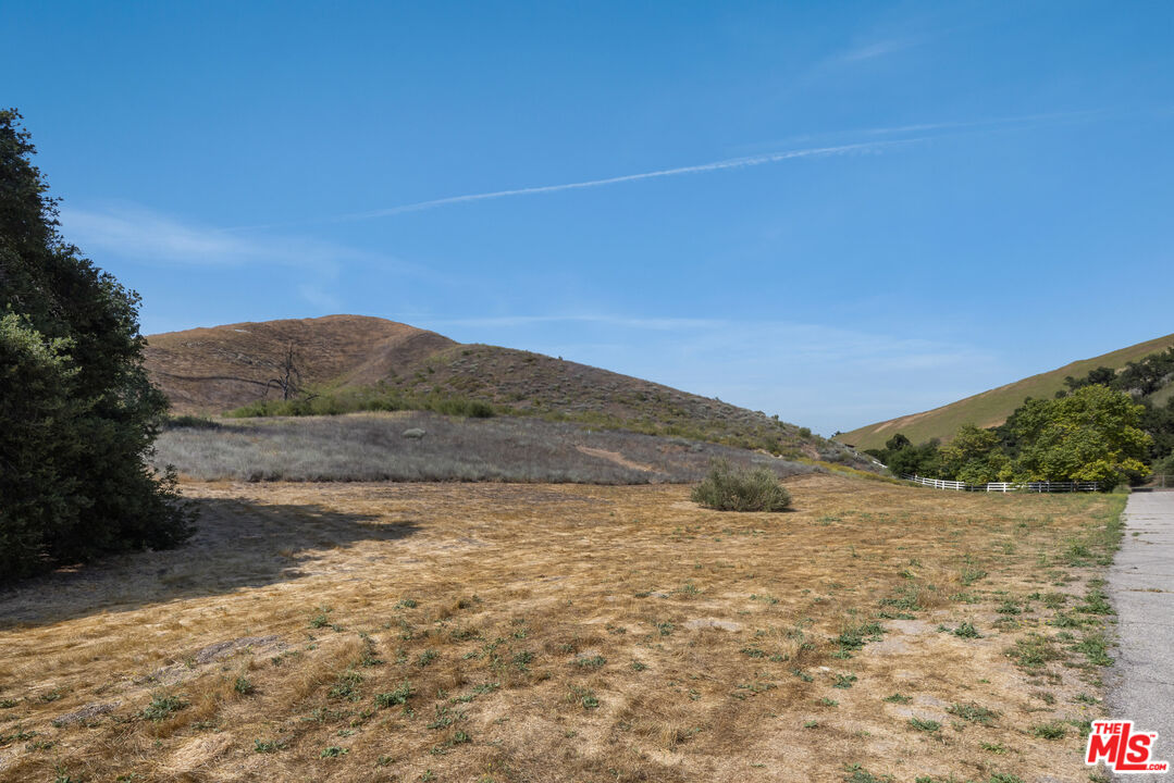 MLS #25592139 image #11