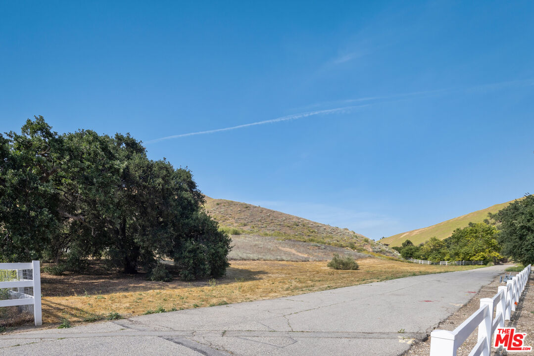 MLS #25592139 image #13