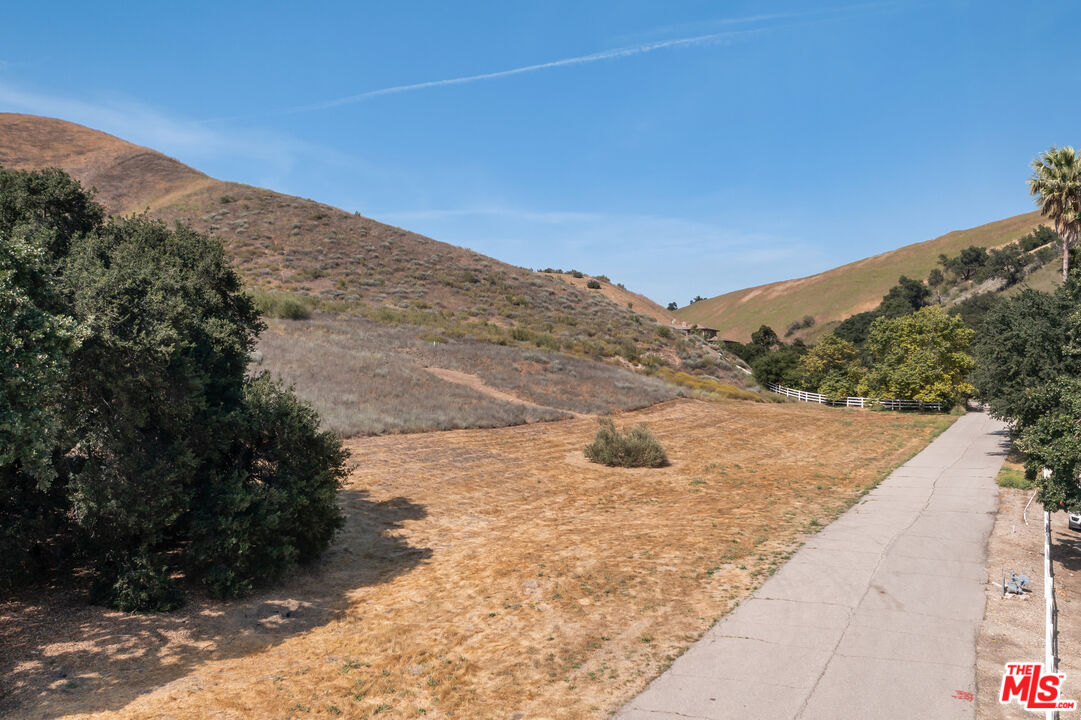 MLS #25592139 image #14