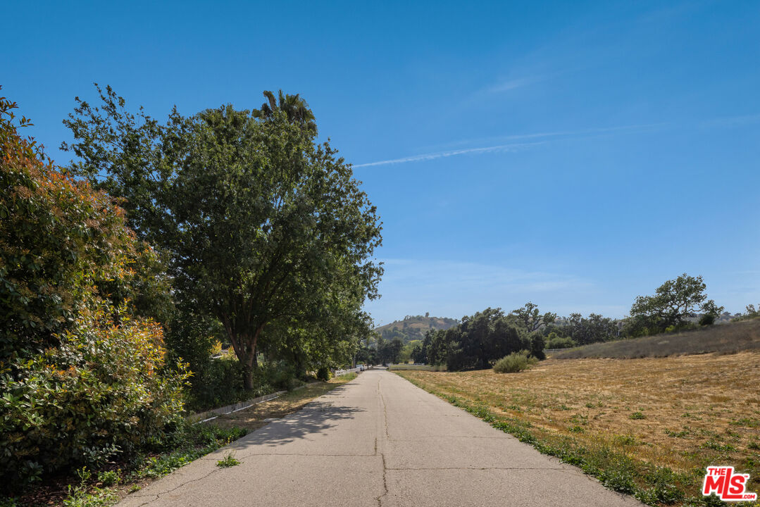 MLS #25592139 image #15