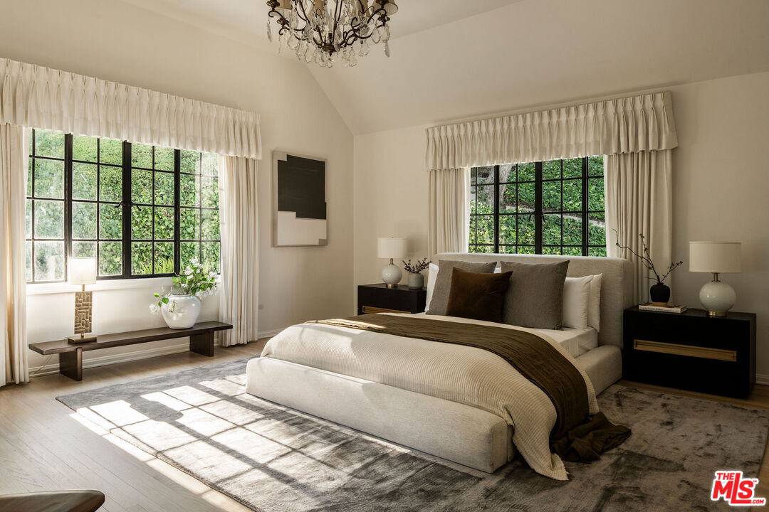 MLS #25592479 image #20