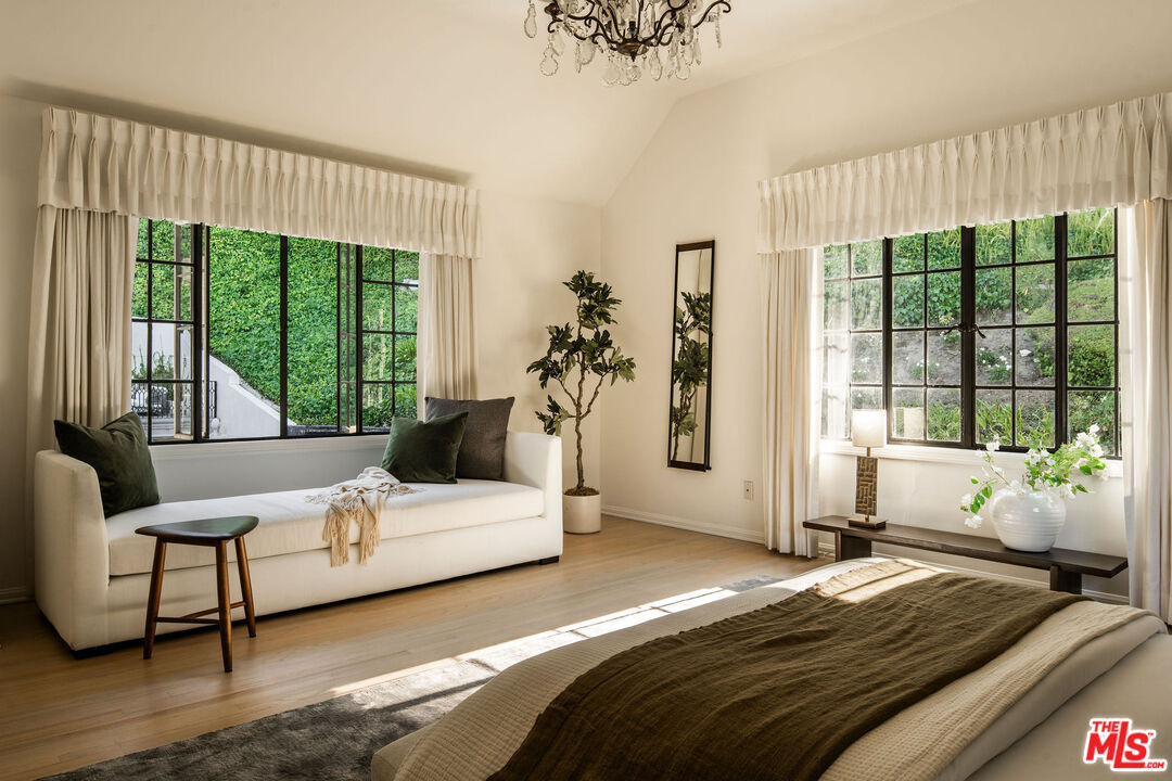 MLS #25592479 image #21