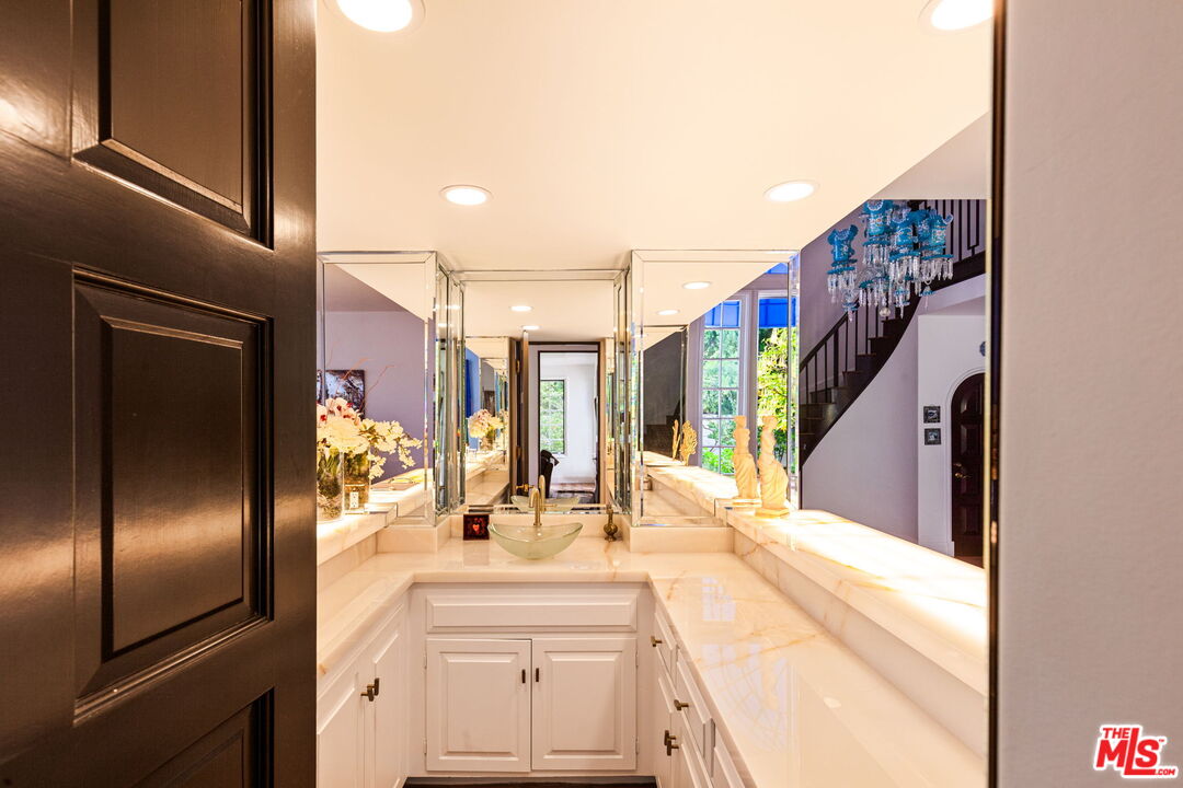 MLS #25592539 image #18