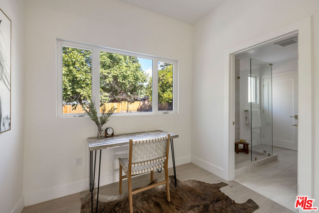 MLS #25592541 image #13