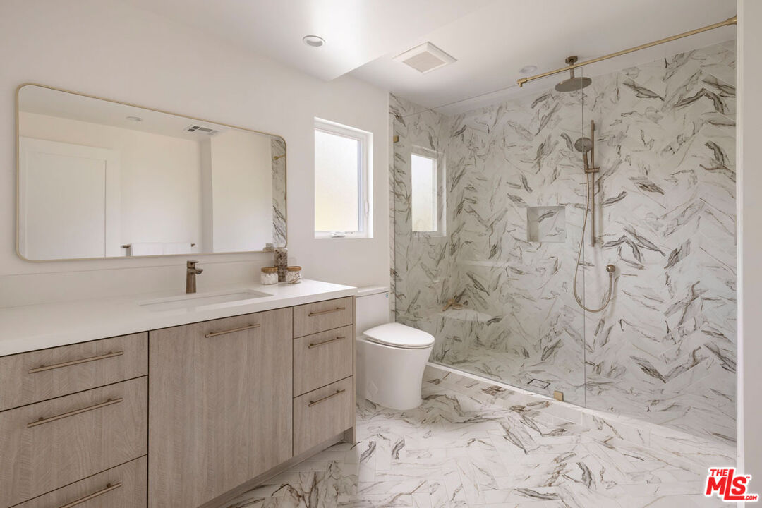 MLS #25592541 image #17