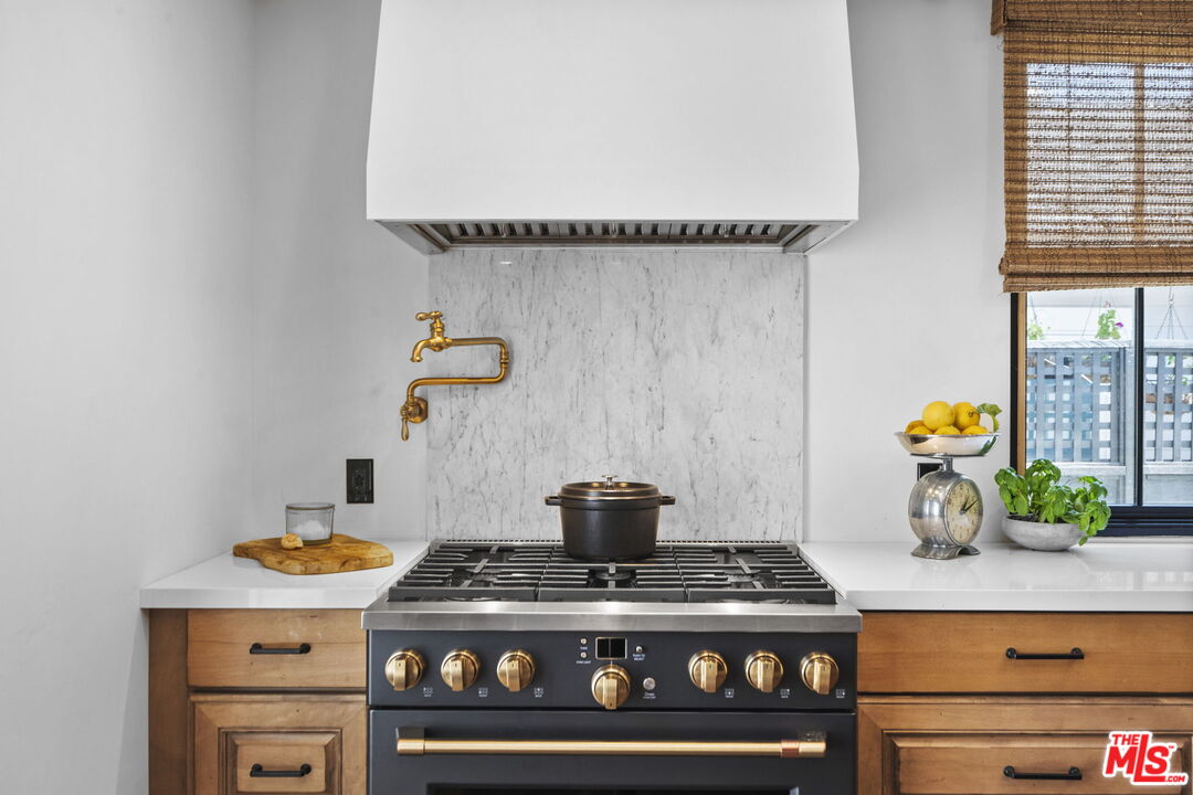 MLS #25592547 image #15