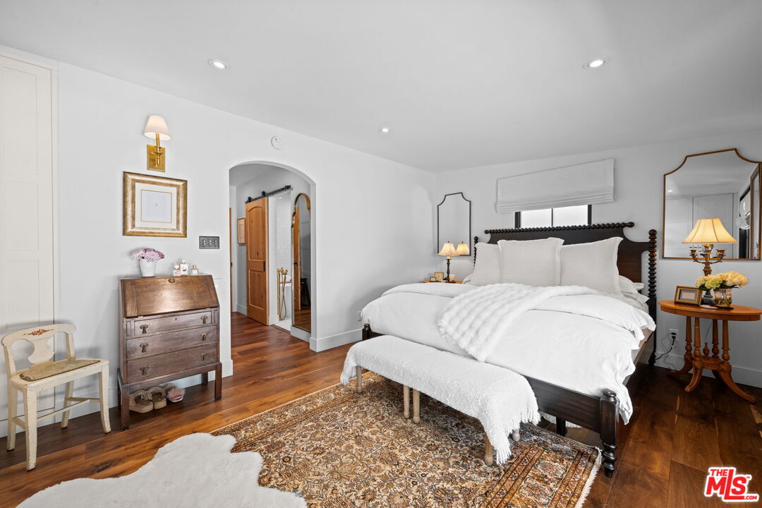 MLS #25592547 image #22