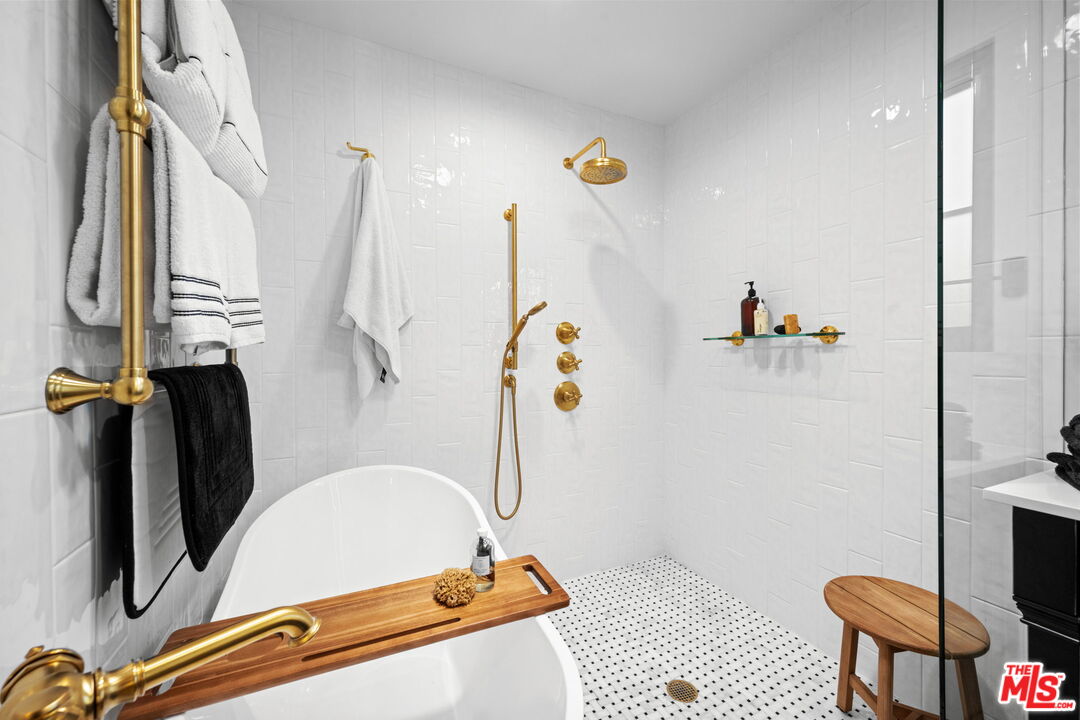 MLS #25592547 image #31