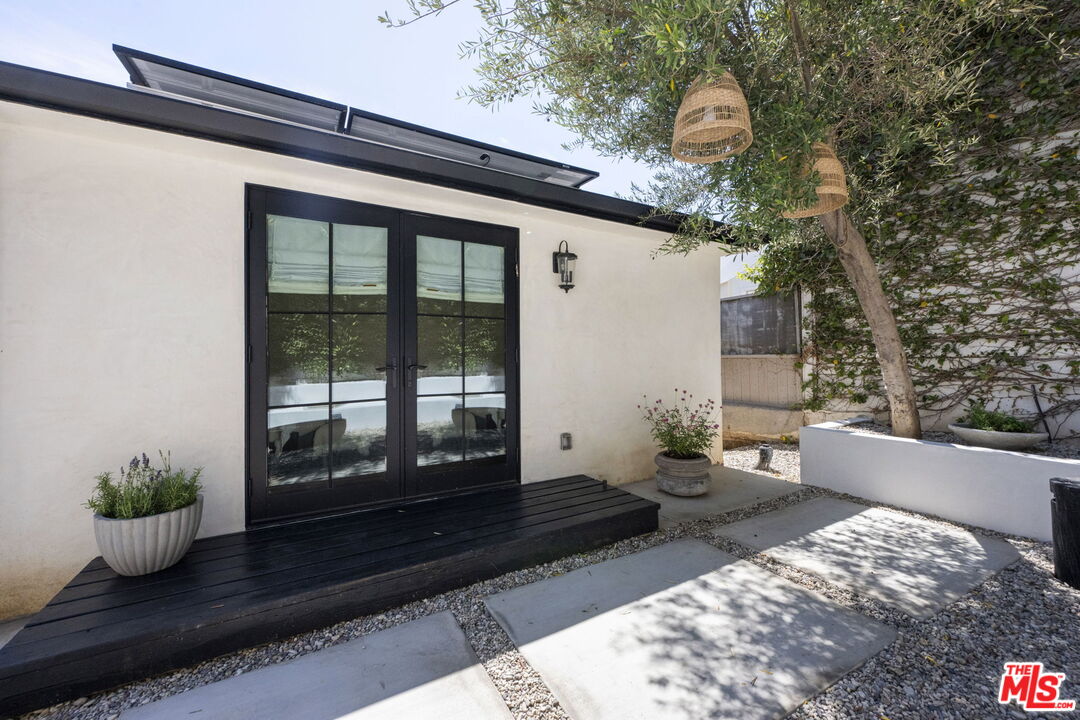 MLS #25592547 image #44