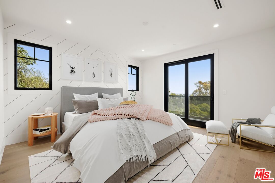 MLS #25592661 image #15