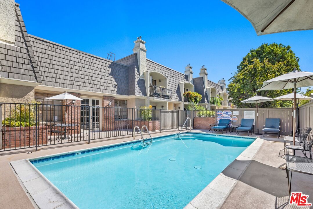 MLS #25592735 image #2