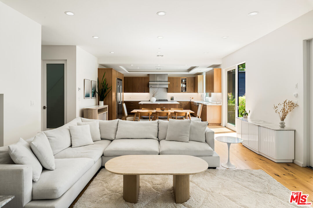 MLS #25592771 image #10