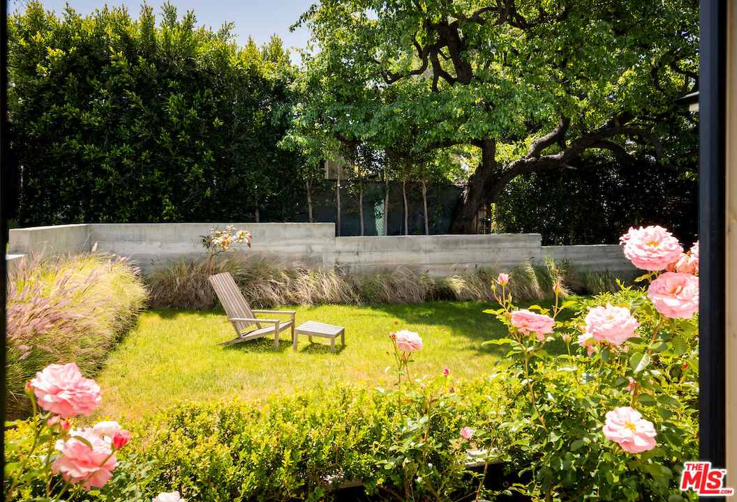 MLS #25592771 image #16